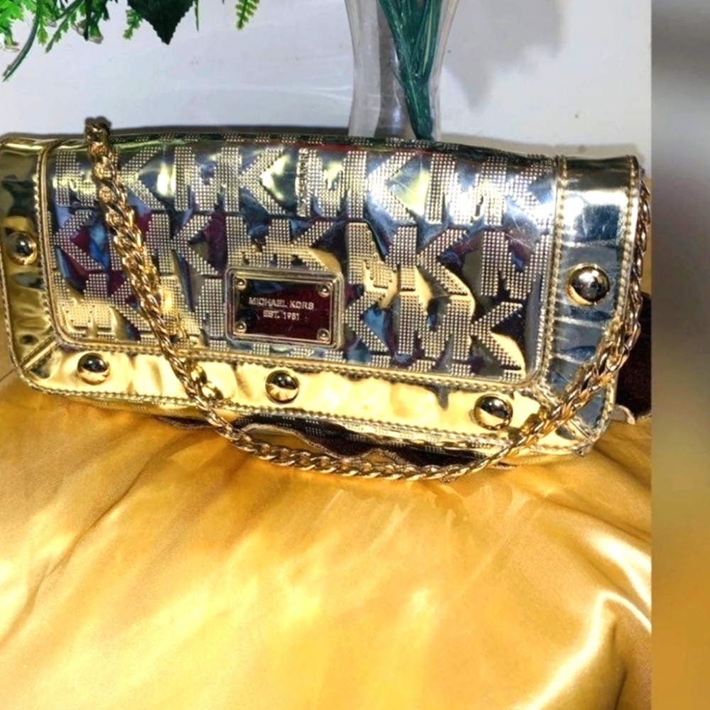 Michael Kors clutch